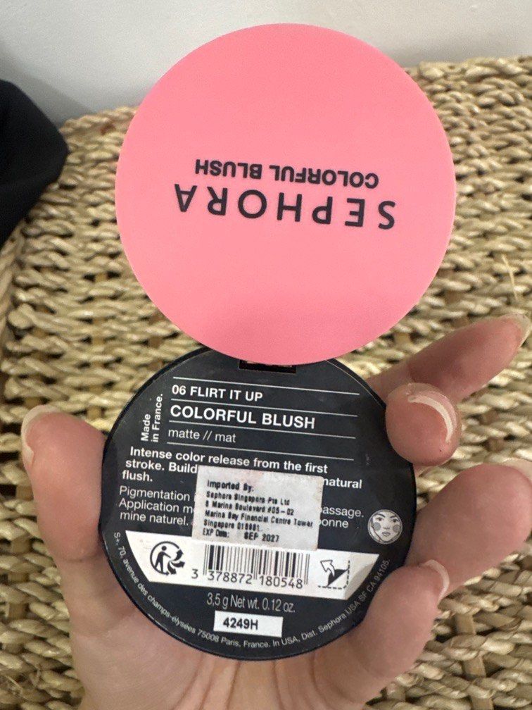 Sephora blush flirt it up KYLIE’S BLUSH!!! (Category: Makeup) located in Quezon City. Submitted by destashingmycloset (Listing ID 1390245901, Image 2). Description: .