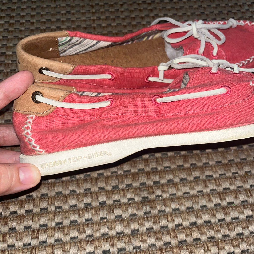 Sperry 8.5 womens repriced! (Category: Loafers) located in Quezon City. Submitted by mcv1102 (Listing ID 1390260400, Image 2). Description: Lightly used sperry ✅GOOD CONDITION! Check photos actual item posted.