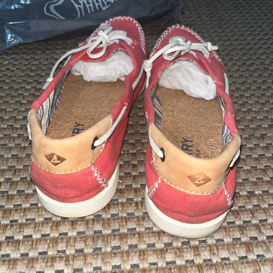 Sperry 8.5 womens repriced! (Category: Loafers) located in Quezon City. Submitted by mcv1102 (Listing ID 1390260400, Image 3). Description: Lightly used sperry ✅GOOD CONDITION! Check photos actual item posted.