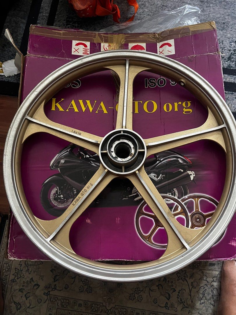 Sportrim kawa GTO (Depan) RXZ, Motorbikes on Carousell