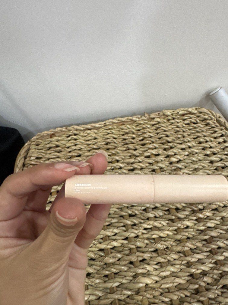 Sunnies face lifebrow (Category: Makeup) located in Quezon City. Submitted by destashingmycloset (Listing ID 1390253833, Image 1). Description: .