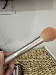 (Category: ) located in . Submitted by destashingmycloset (Listing ID 1390257667, Image 1). Description: .