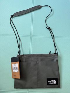 （分類：）位於 。 由 steven620 提交（商品編號 1390316301，圖片 1）。簡介： 。