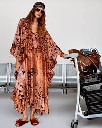 (Category: ) located in . Submitted by dailyoutfitsinspo281 (Listing ID 1390283093, Image 1). Description: .