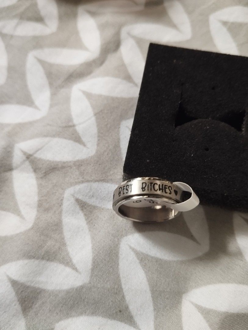 Women Ring "Best Bitches" Size#6 (Category: Rings) located in Quezon City. Submitted by plutus08 (Listing ID 1390292933, Image 2). Description: Women Ring "Best Bitches" Size#6.