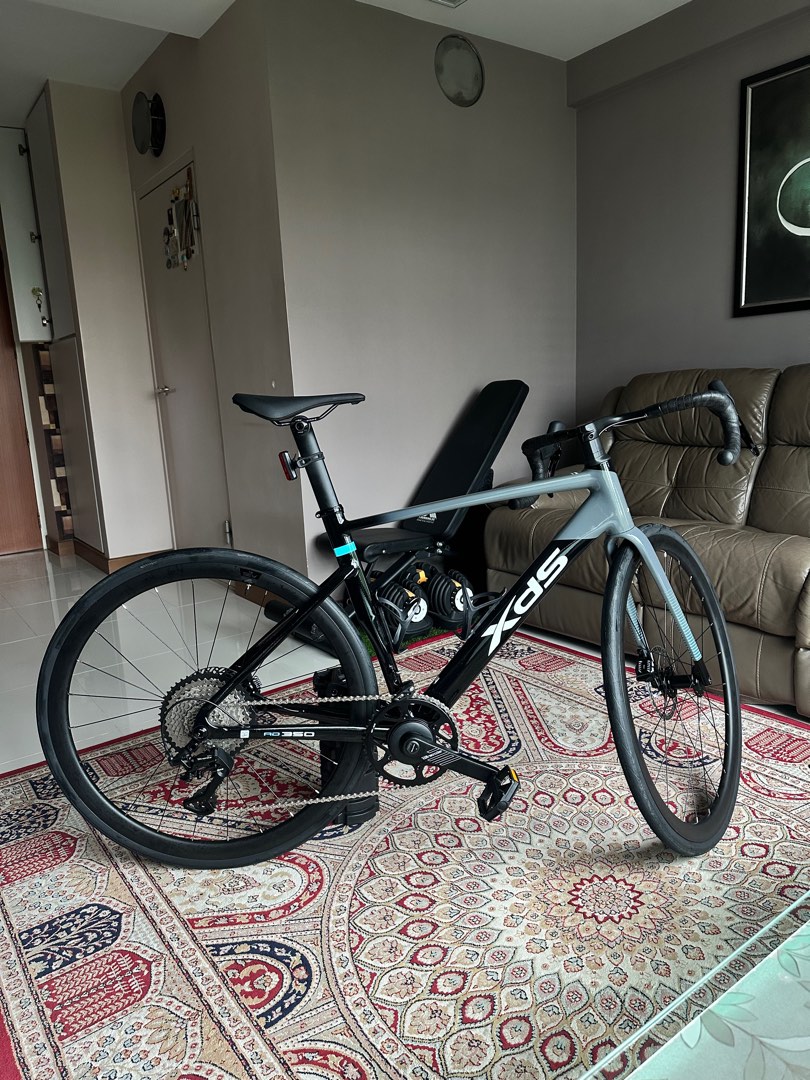 XDS AD 350 Road Bike Like New, Sports Equipment, Bicycles
