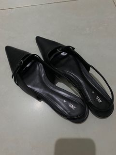 (Kategori: ) berada di . Dikirim oleh preloved.onlygoodstuff (ID iklan 1390345865, Gambar 1). Deskripsi: .