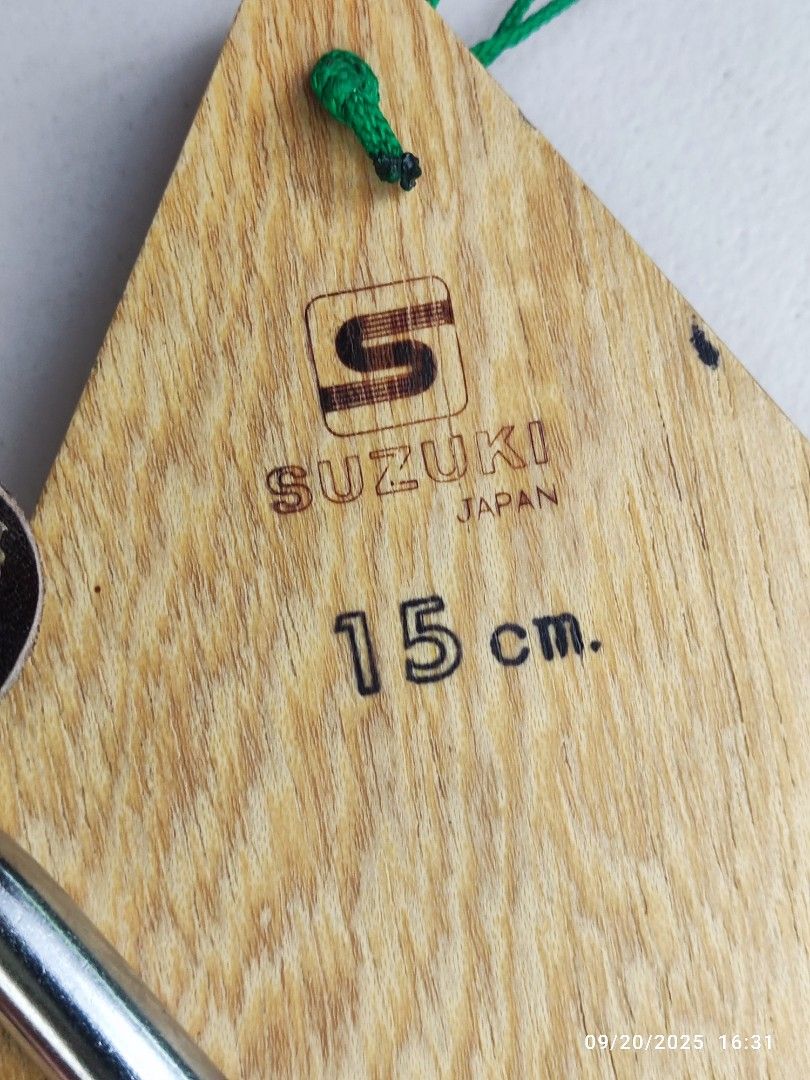 15cm Suzuki Concert Triangle (Category: Musical Instruments) located in Tagum. Submitted by cs1907 (Listing ID 1393707590, Image 3). Description: -Key of F -very nice vibrations -with wooden case - no rod.