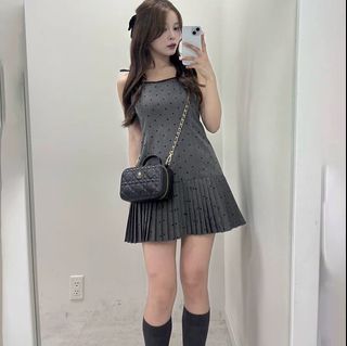 （分類：）位於 。 由 eternityclothing 提交（商品編號 1393671378，圖片 1）。簡介： 。
