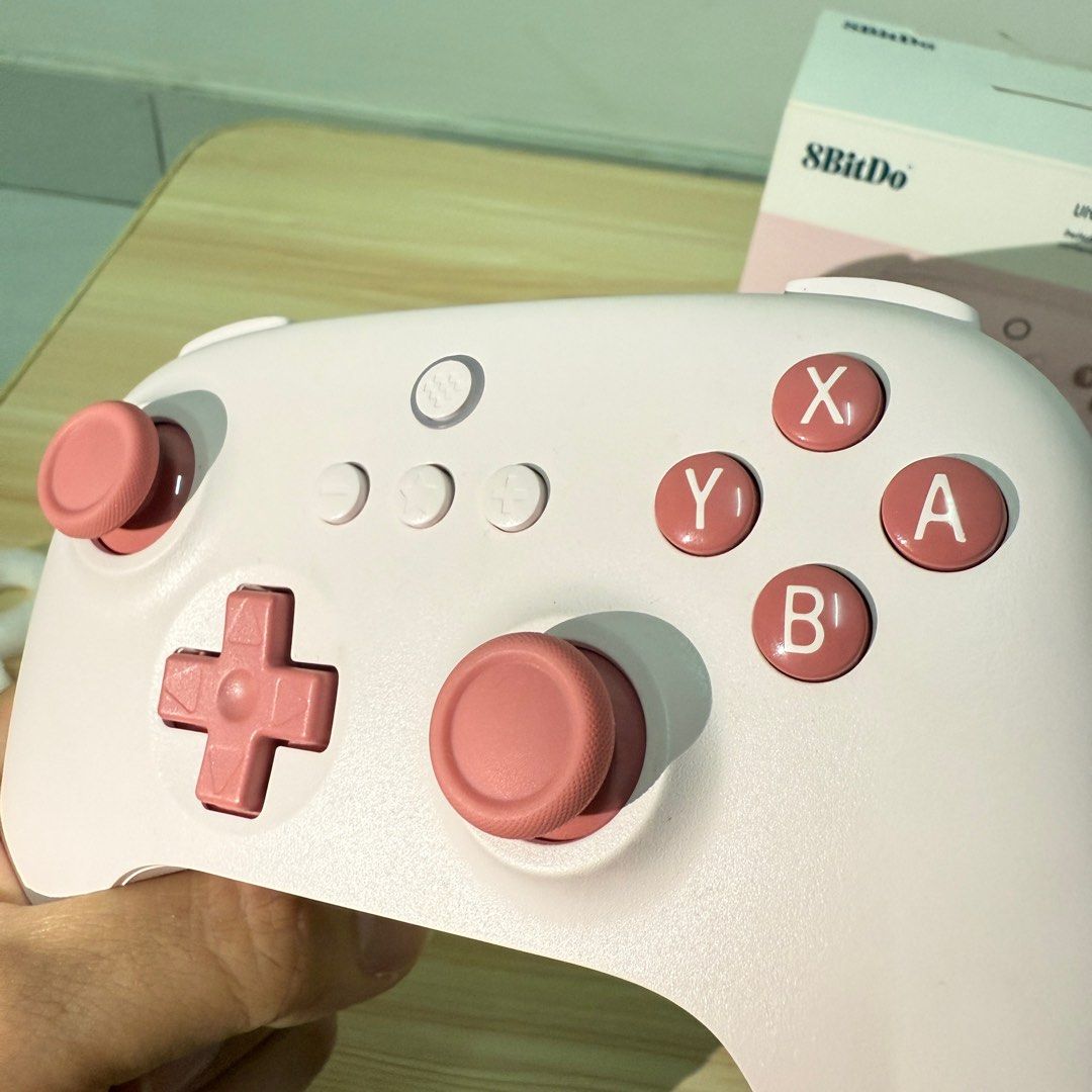 8BitDo Ultimate C Bluetooth Controller multi-device (Category: Nintendo) located in Kuala Lumpur. Submitted by frhkhld (Listing ID 1393697857, Image 3). Description: Cute n still like new. For PC and Nintendo switch. Hard to let go coz it’s too cute! Selling this because sis need to save money to buy a camera💪🏻😭.