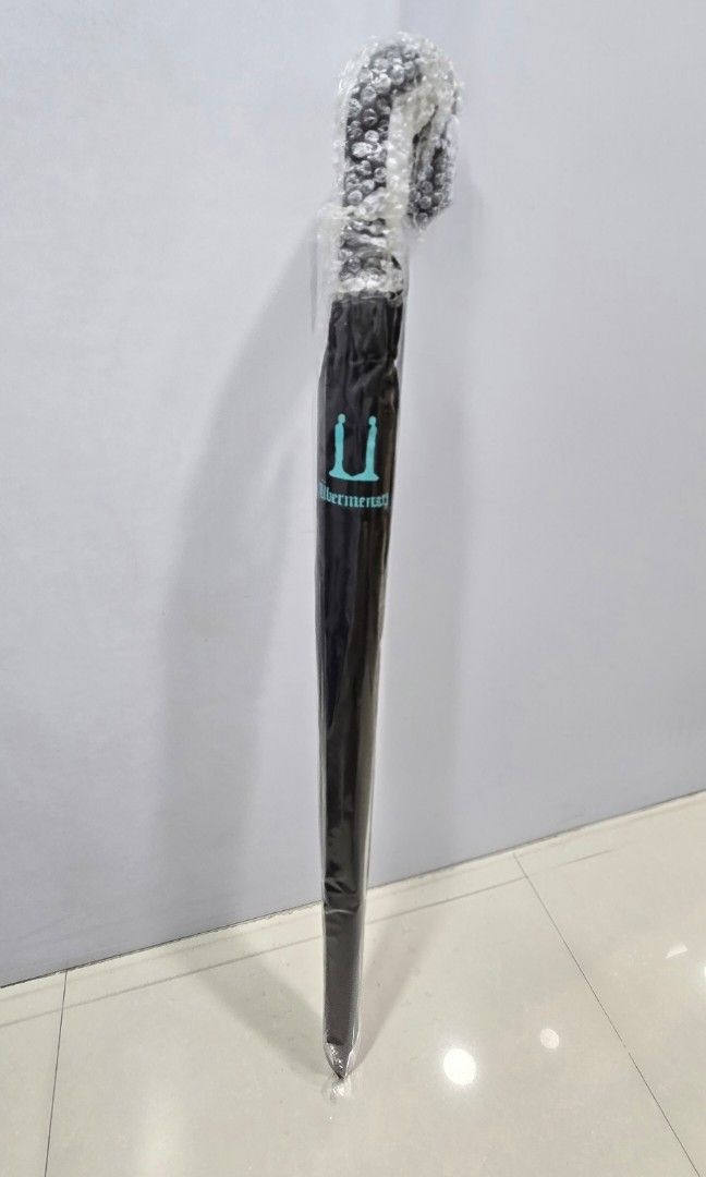 G-DRAGON MEDIA EXHIBITION 大阪限定 折りたたみ傘 G-DRAGON MEDIA EXHIBITION 大阪限定 折りたたみ傘 - メルカリ