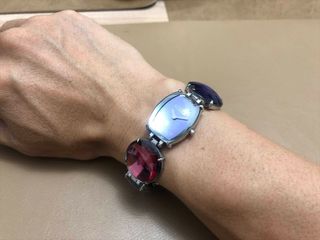 舊倉底 UNUSED ITALY名牌 MOSCHINO I LOVE PEBBLES 彩珠手鍊 石英 21MM 女裝錶64207224700034110