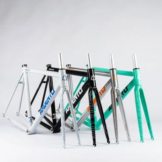 (Category: ) located in . Submitted by bikeco (Listing ID 1393751057, Image 1). Description: .