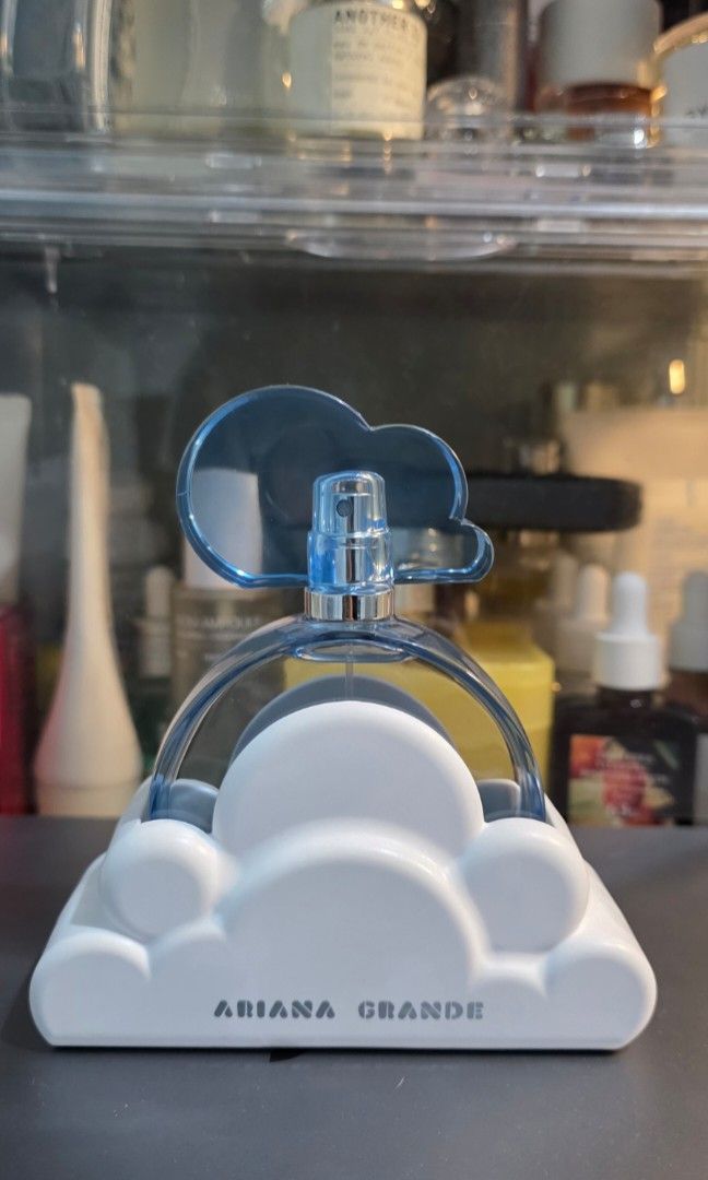 Ariana Grande Cloud EDP 100ML (Category: Fragrance & Deodorants) located in Cabuyao City. Submitted by grae__ (Listing ID 1393779705, Image 1). Description: Authentic Ariand Grande Cloud EDP Comes with the original box. Missing 1-2 sprays. RFS: Decluttering.