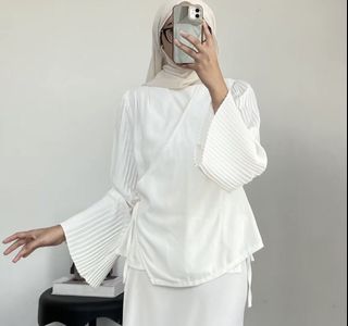 (Kategori: ) berada di . Dikirim oleh fthyanaa (ID iklan 1393758624, Gambar 1). Deskripsi: .