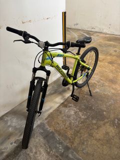(Category: ) located in . Submitted by skywalkerinsg (Listing ID 1393643723, Image 1). Description: .