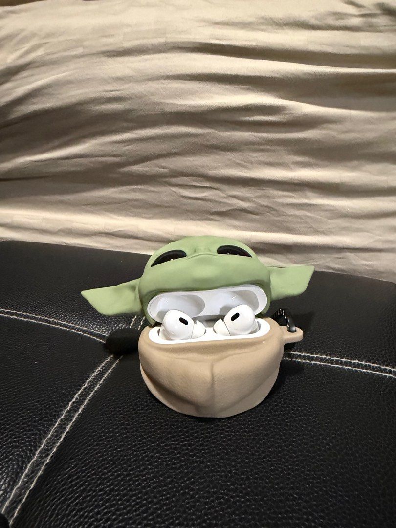 Casetify Star Wars / The Mandalorian Grogu Collectible AirPods Pro