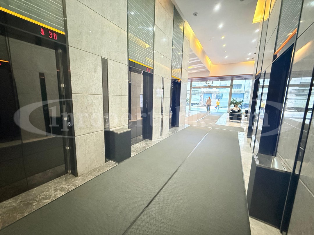 ⬆️觀塘牛頭角站2分鐘地鐵站-全層12000尺-甲級寫字樓💎高質量工程設計+位置優越+租戶多為科技公司及香港本地學府💎64121551200513113