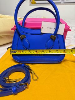 Charles & Keith 藍色手提包64223015005954110