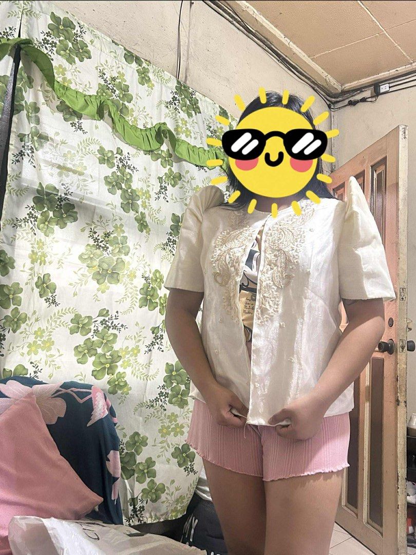 FILIPINIANA BOLERO (Category: Blouses) located in Manila. Submitted by chrylpmlpj (Listing ID 1370853037, Image 3). Description: Bought this online. 3xl ang size, malaki for me. Only used once. PM me for when worn photos..