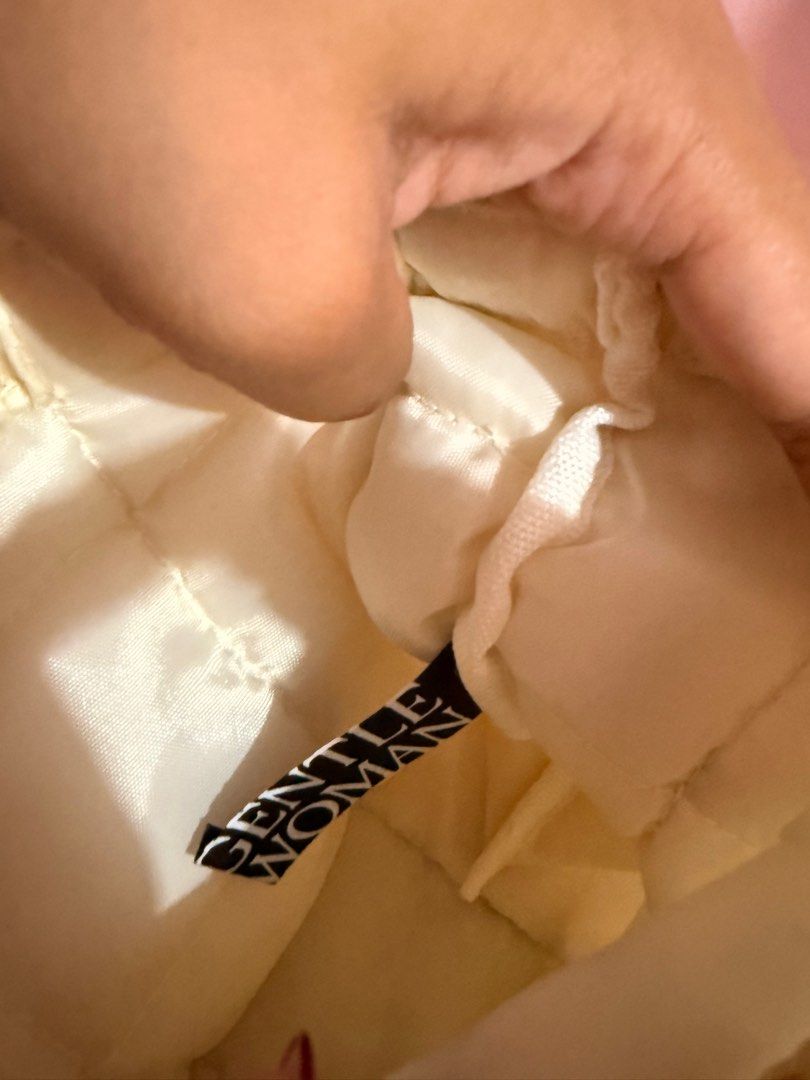 Gentlewoman Puffer Bag (Category: Tote Bags) located in Manila. Submitted by rxayne (Listing ID 1393781939, Image 3). Description: Hi! FS: GW Puffer bag Originally bought in bkk last 2023 pa po. RFS: Need funds :<.