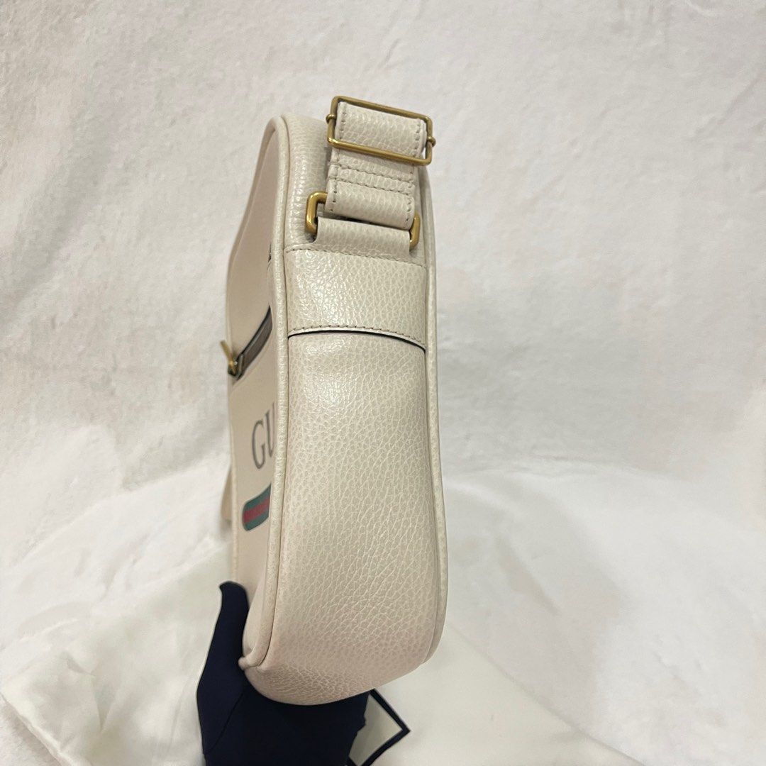 Gucci Messenger Crossbody Bag (Category: Luxury Bags & Wallets) located in Quezon City. Submitted by aylahphia (Listing ID 1393768723, Image 3). Description: Gucci Messenger Bag 9.8/10 with dust bag PHP 27,500.