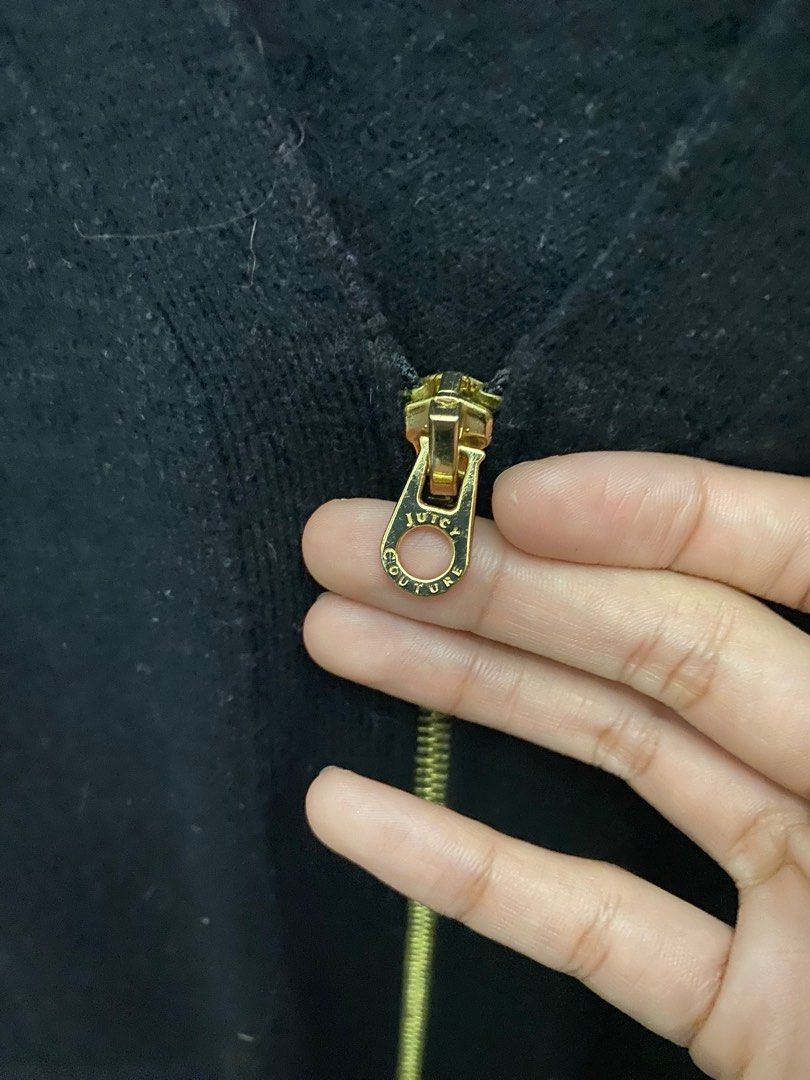 Juicy Couture cardigan (Category: Longsleeves) located in Manila. Submitted by yhanceeee (Listing ID 1393767286, Image 3). Description: .