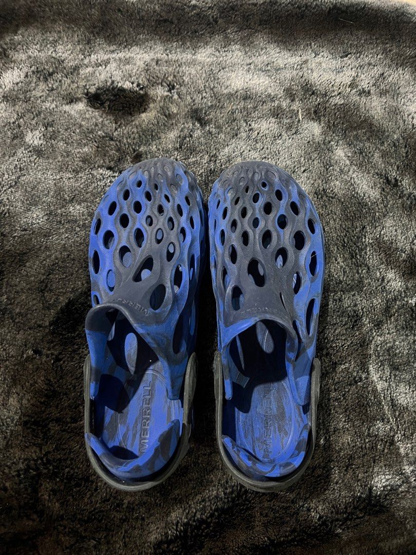 Merrell Hydromoc sandals (Category: Sneakers) located in Marikina City. Submitted by prelovedbyvvv (Listing ID 1393736366, Image 2). Description: Merrell Hydromoc size 7 liked new.