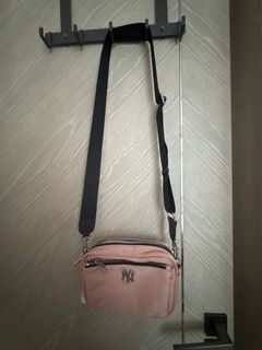 MLB 粉色斜挎包64242127157889110