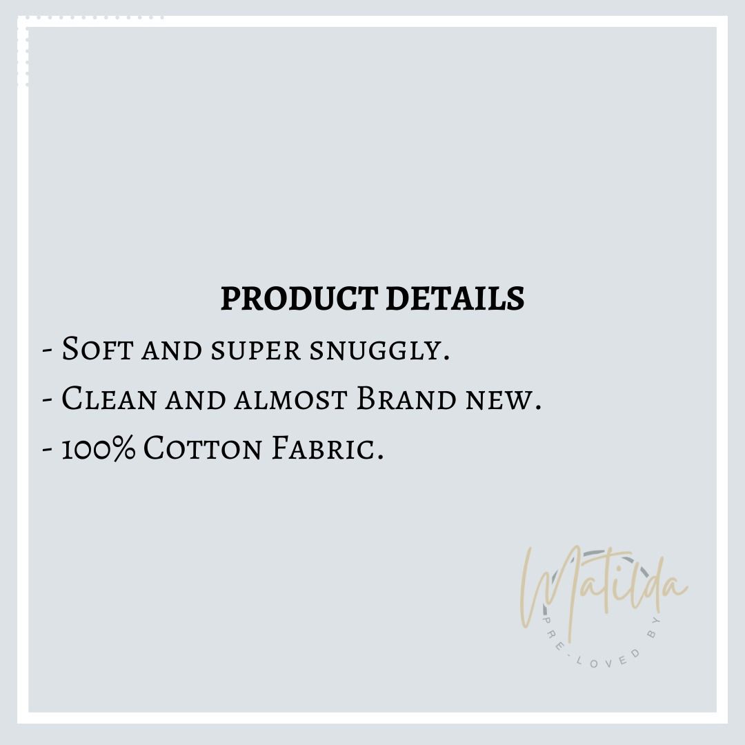 Muslin Blanket (Category: Baby Toiletries & Grooming) located in Quezon City. Submitted by matilda12204 (Listing ID 1362134949, Image 2). Description: Muslin Blanket PRODUCT DETAILS - Soft and super snuggly. - Clean and almost Brand new. - 100% Cotton Fabric. C02.