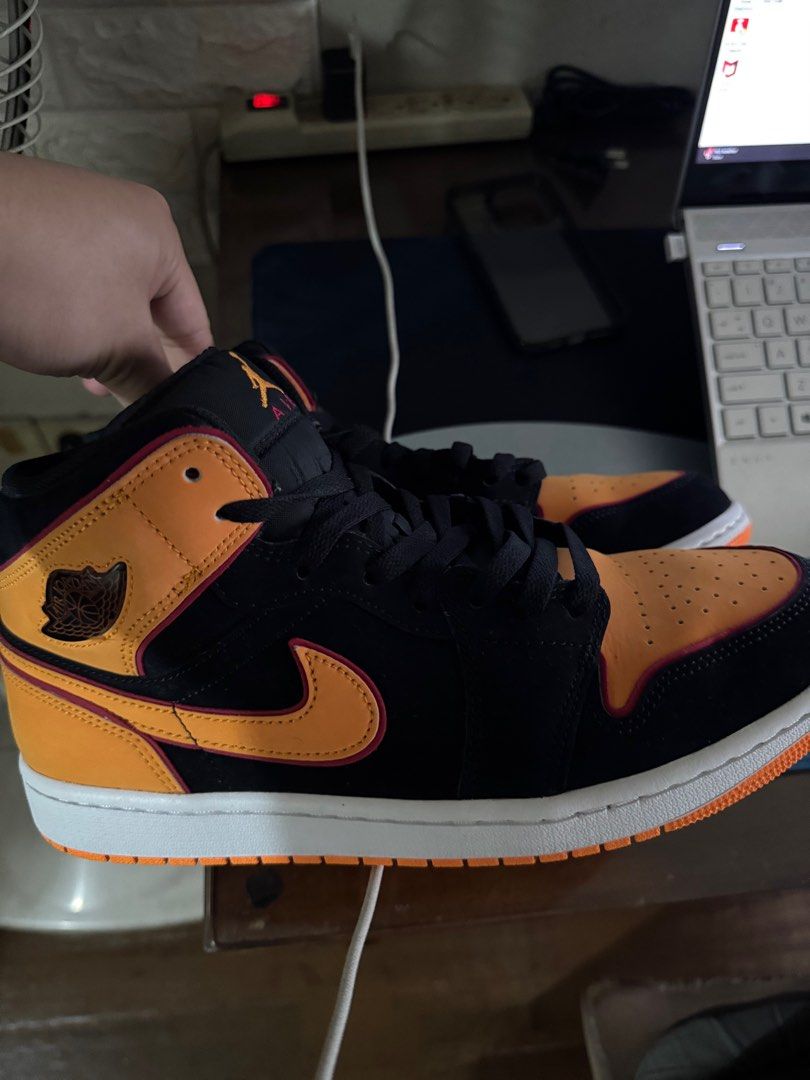 Nike Air Jordan 1 Mid SE (Category: Sneakers) located in Quezon City. Submitted by zekeyyy (Listing ID 1393746764, Image 2). Description: ✔️ Used two times only ✔️RFS: Decluttering ✔️Condition: 10/10 ✔️Shipping via Lalamove/Grab for same day delivery or Gogo Xpress if outside MM v Buyer will shoulder delivery/shipping fee ✔️Price is negotiable but NO LOW BALLING PLS.