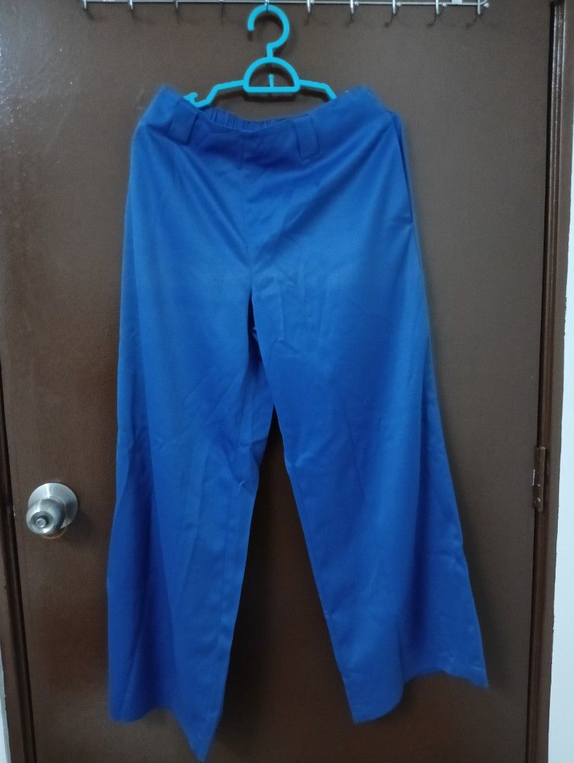 Pallazo (Category: Jeans & Leggings) located in Muar. Submitted by rrnh63 (Listing ID 1393741948, Image 3). Description: I want to clear my wardrobe - RM 15 for each can nego if buy more than 3 -pallazo, slack, cotton pants -not inc postage.