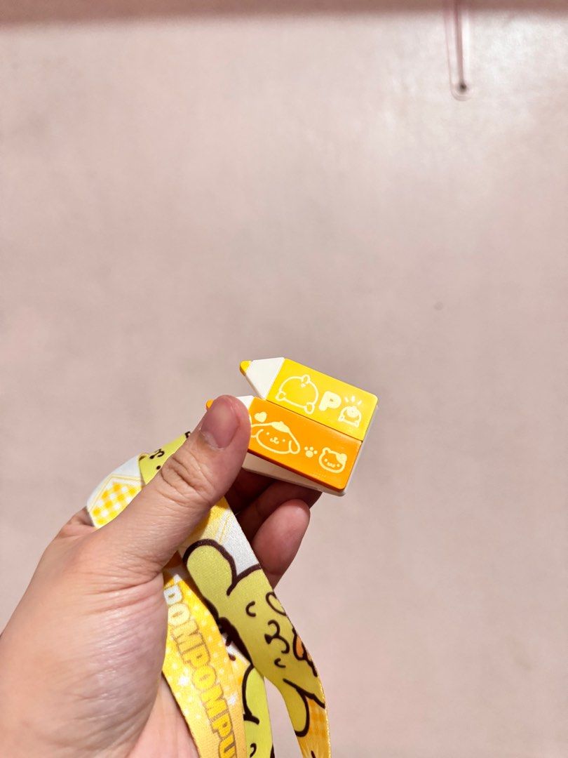 Pompompurin (Sanrio original) stationery BUNDLE (Category: Stationery & School Supplies) located in Pasay City. Submitted by cnr.ph (Listing ID 1393746546, Image 2). Description: Pompompurin pvc flat pouch and the paper clip (Sanrio official Japan) The ID lace is unofficial. All never used :) 💗all for 400 only **can only do lalamove/grab due to busy sched Pasay City.
