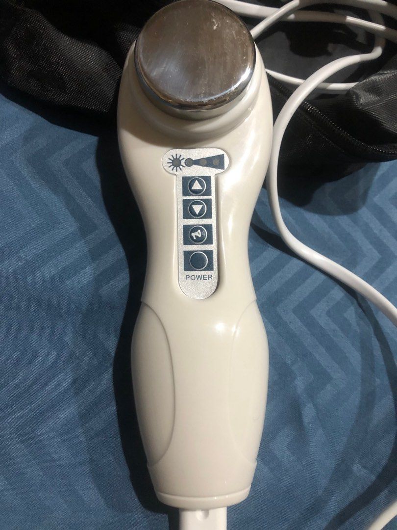 Portable therapeutic ultrasound device (Category: Massage Devices) located in Caloocan City. Submitted by susanramos (Listing ID 1393627156, Image 1). Description: Portable ultrasound therapeutic device Just bought it this year, I used it for my lower back pain. It brings comfort whenever i feel pain. Easy to use 220V Easy to carry This is recommended by my physical therapist Gcash payment Location caloocan or malabon.