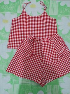 (Kategori: ) berada di . Dikirim oleh esterpreloved (ID iklan 1393760701, Gambar 1). Deskripsi: .