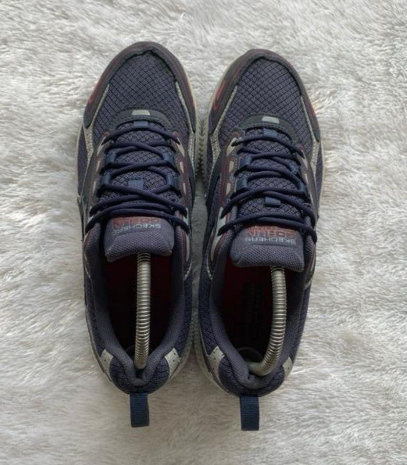 Sepatu Skechers original size 40/25,5 cm