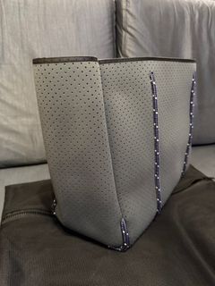 （分類：）位於 。 由 charm_gadget 提交（商品編號 1393791155，圖片 1）。簡介： 。