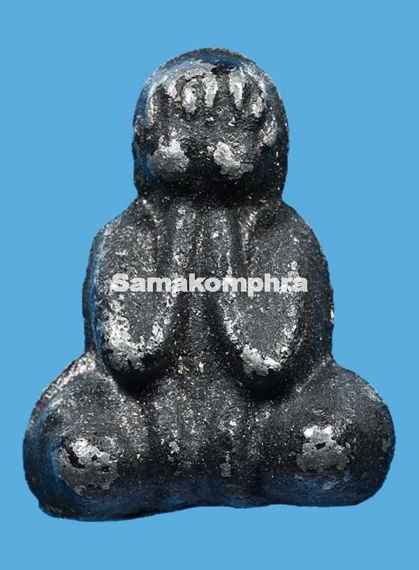 [Thai South Pidta☆] Lp Eiam - Wat Khao Or 2485 (Category: Religious Items) located in Singapore. Submitted by heavencollector (Listing ID 1393654672, Image 1). Description: 100％ Genuine Lifetime Warranty ---------------------------------------------------- Phra Pidta Mahayan 2cm x 1.5cm Archan Eiad (Yaem) Wat Donsala BE 2483 / AD 1940 This is Super Rare now Especially Genuine piece as there are just too many fakes Archan Eiam is the direct top st