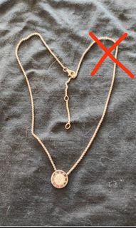 （分類：）位於 。 由 maymaysiu 提交（商品編號 1323864384，圖片 1）。簡介： 。