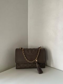 (Category: ) located in . Submitted by ainaaaazmi (Listing ID 1393775539, Image 1). Description: .