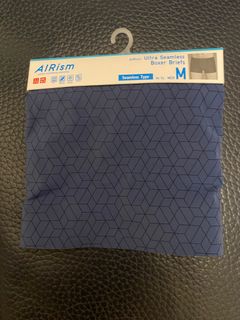 UNIQLO AIRism 超輕盈無縫平口褲 M 碼64175928060161110