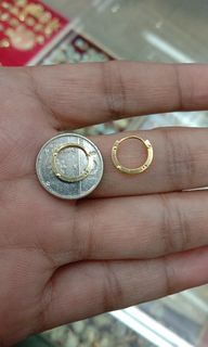 (Category: ) located in . Submitted by RealGoldPawnable18K21K24K (Listing ID 1393826562, Image 1). Description: .