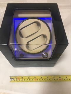二手 自動轉錶盒 兩錶位 鋼琴黑 內白海棉錶枕 LED燈 5檔 開蓋自停 電池錶盒 雙錶位自動上鏈盒64220733538563110