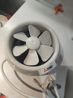 （分類：）位於 。 由 quarrybaygian 提交（商品編號 1393858151，圖片 1）。簡介： 。
