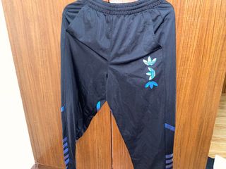 (Category: ) located in . Submitted by an_26 (Listing ID 1393966599, Image 1). Description: .