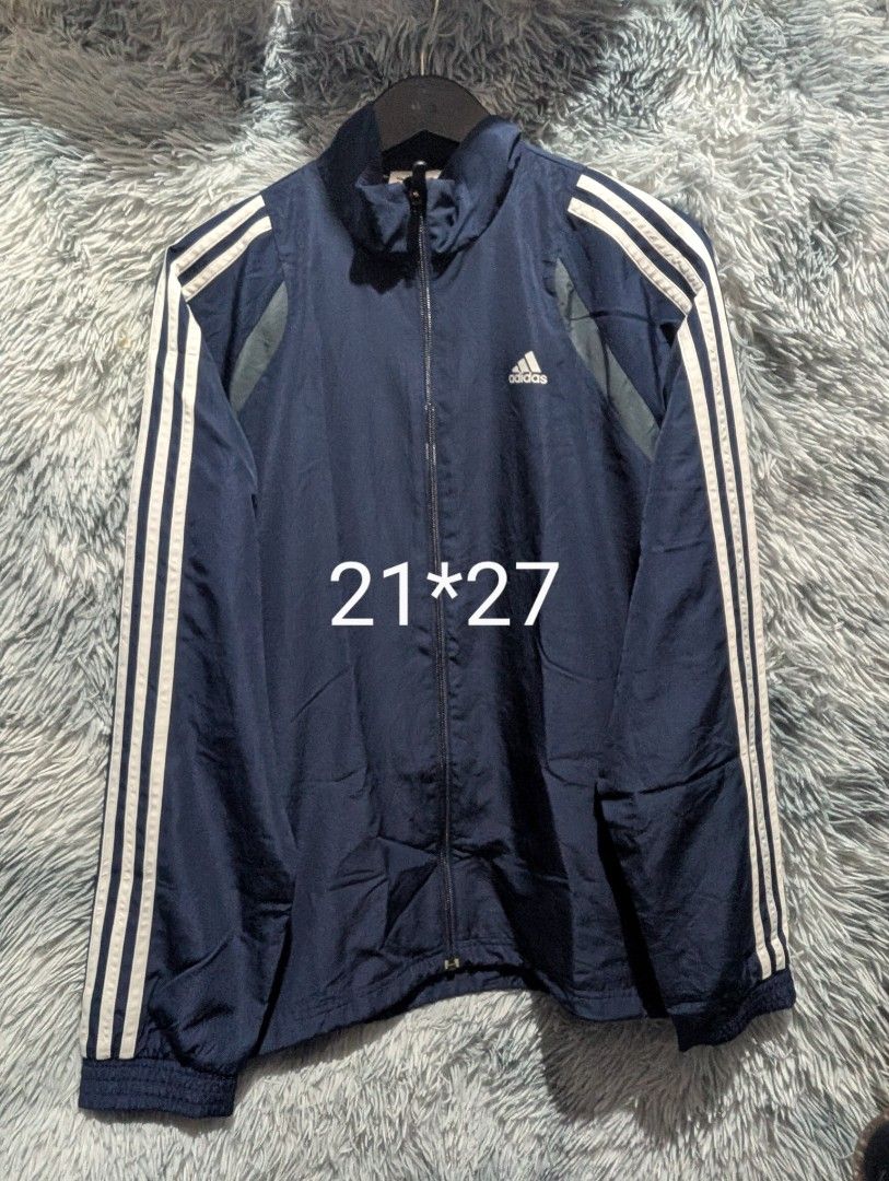 Adidas Windbreaker (Category: Coats, Jackets and Outerwear) located in Pasay City. Submitted by jaydee05 (Listing ID 1393887729, Image 3). Description: No issues Like New Original Personal CollectioN Water Resistant RFS - DECLUTTERING.