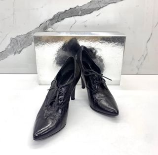 (Category: ) located in . Submitted by jc_closet (Listing ID 1393920323, Image 1). Description: .