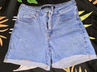 (Category: ) located in . Submitted by an_26 (Listing ID 1393968048, Image 1). Description: .