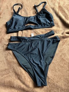 (Category: ) located in . Submitted by unleashedcollections (Listing ID 1393890303, Image 1). Description: .