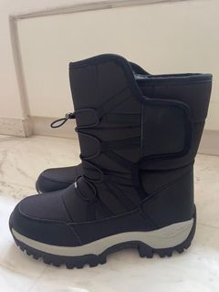 (Category: ) located in . Submitted by nikebryant (Listing ID 1393886217, Image 1). Description: .